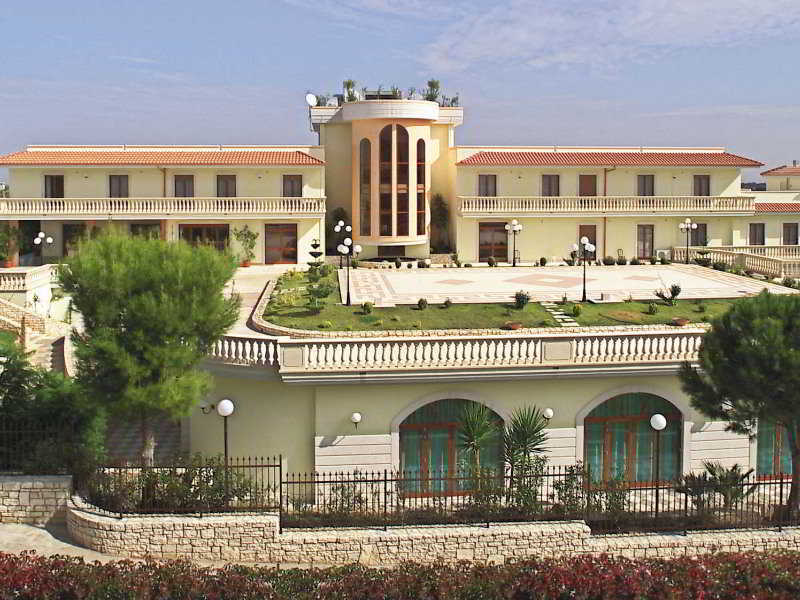 Hotel Parco Serrone Corato Exterior photo