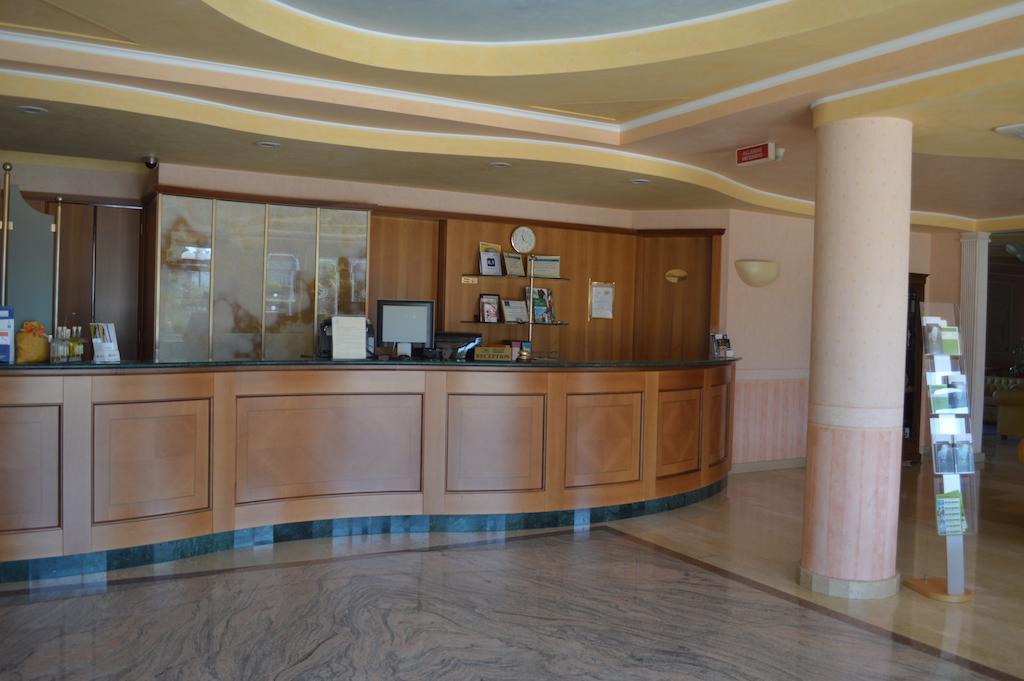 Hotel Parco Serrone Corato Exterior photo