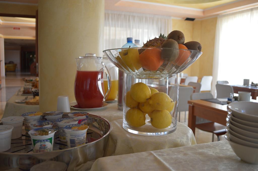 Hotel Parco Serrone Corato Exterior photo
